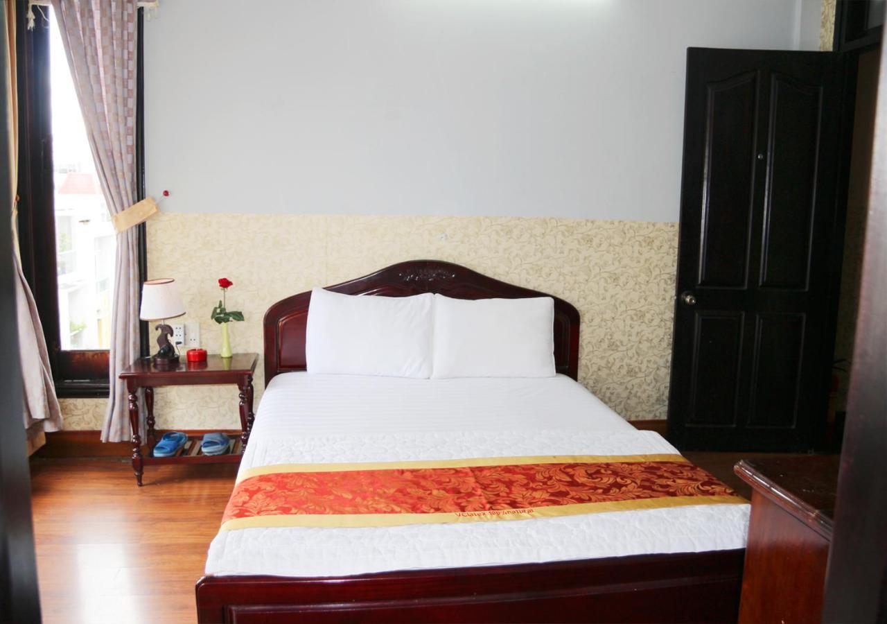 Ponys Hotel Nha Trang Zewnętrze zdjęcie