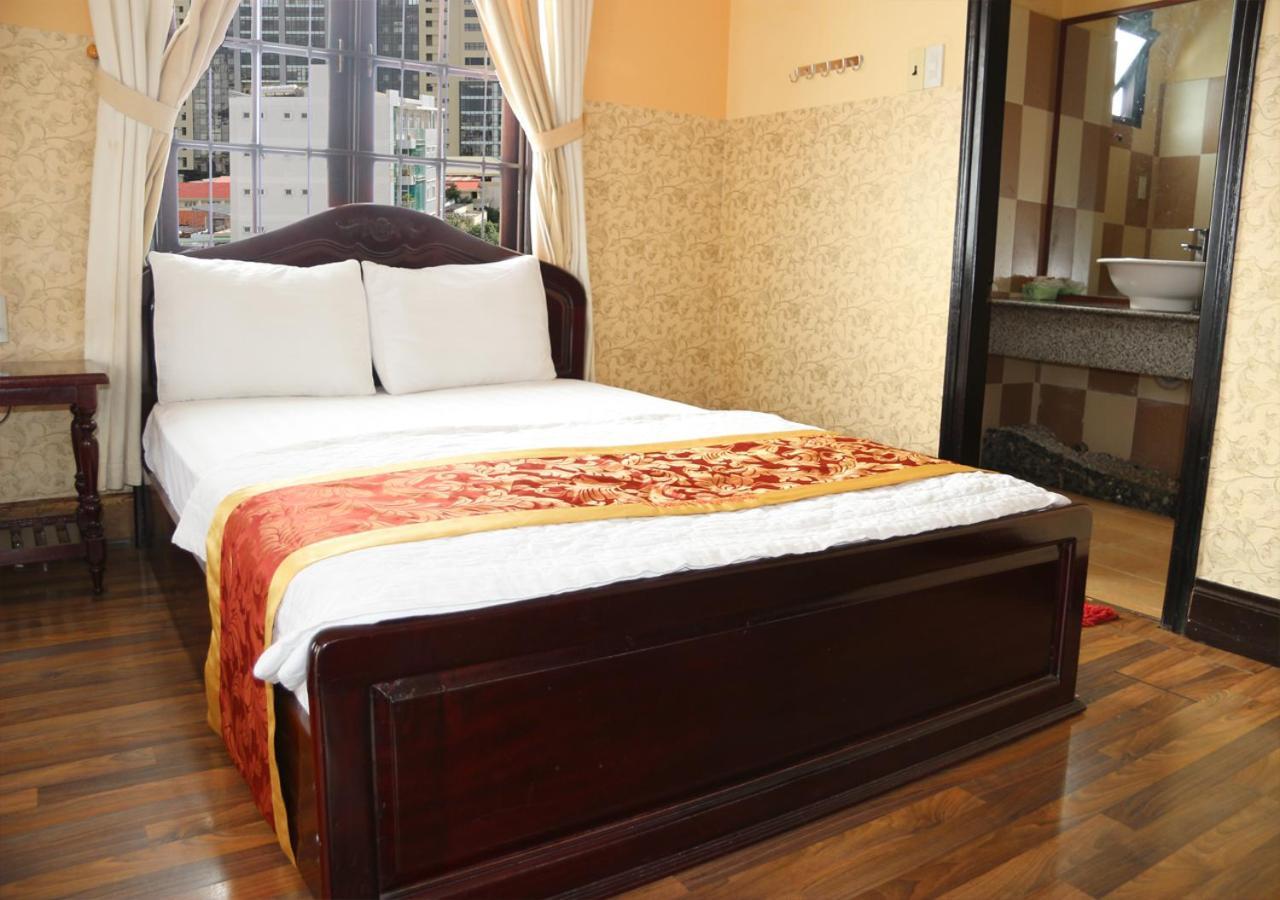 Ponys Hotel Nha Trang Zewnętrze zdjęcie